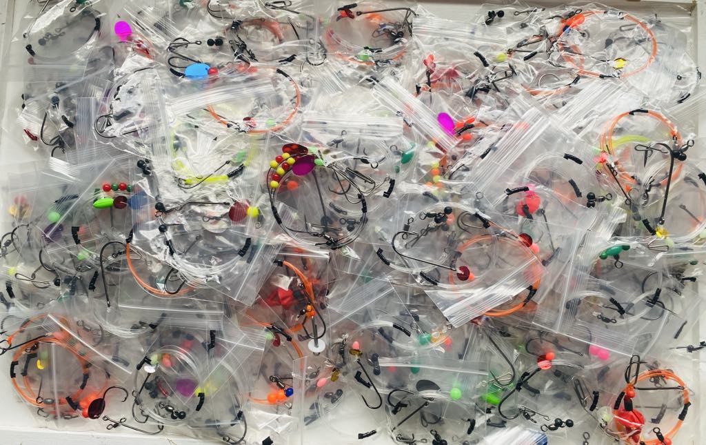 Sea fishing Rigs x 100 mixed Sea Shore Rigs - Fantastic selection